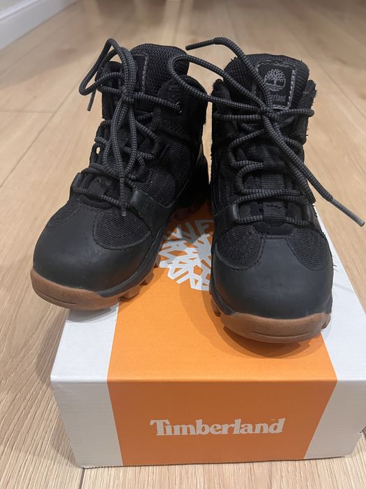 Продается брендовая детская обувь