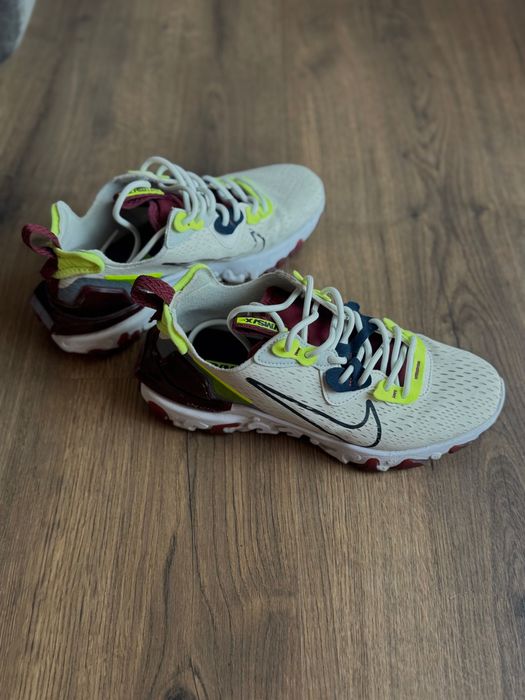 дамски обувки Nike React