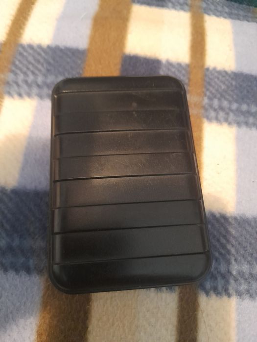 Повербанк чёрный