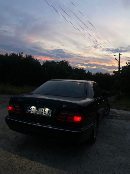 Mercedes e class