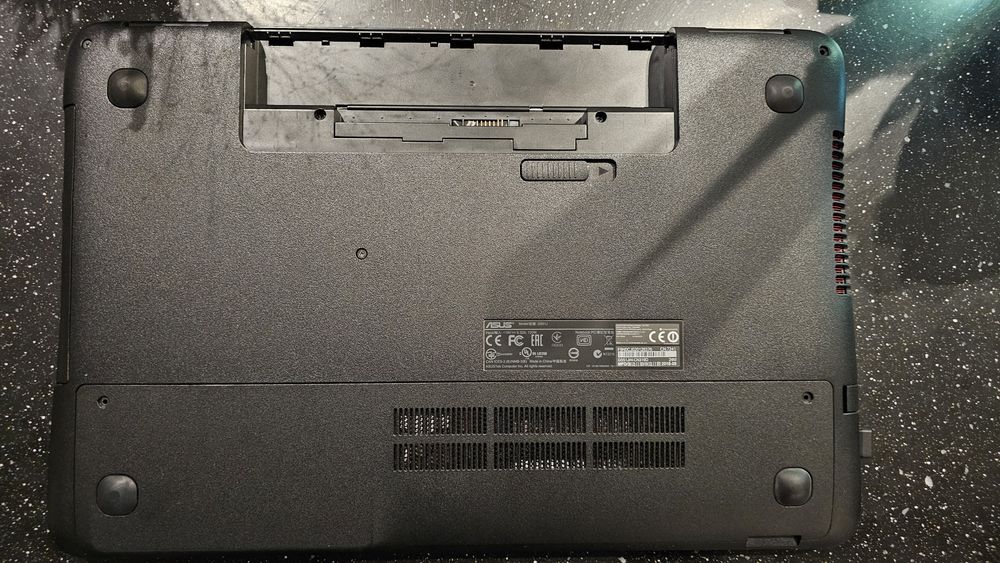 Laptop Gaming ASUS ROG G551J