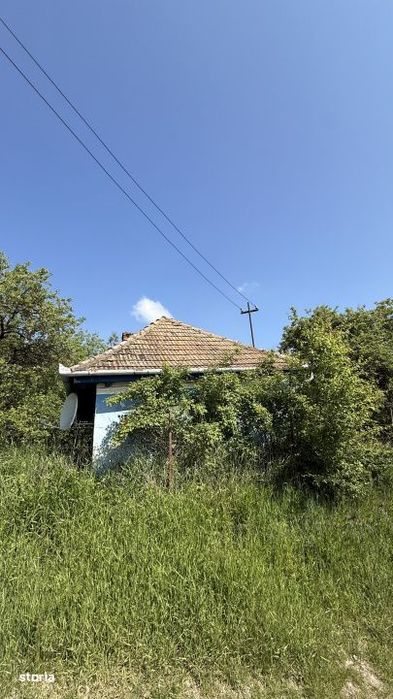 Teren cu parau si casa batraneasca, 25 min de Cluj, zona Boju/Cojocna