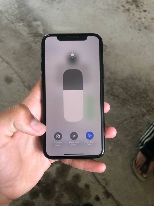 iPhone 11 pro sotiladi