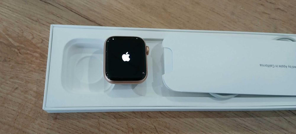 Apple Watch SE в ГАРАНЦИЯ