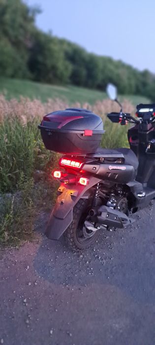 Скутер nomad moto tank