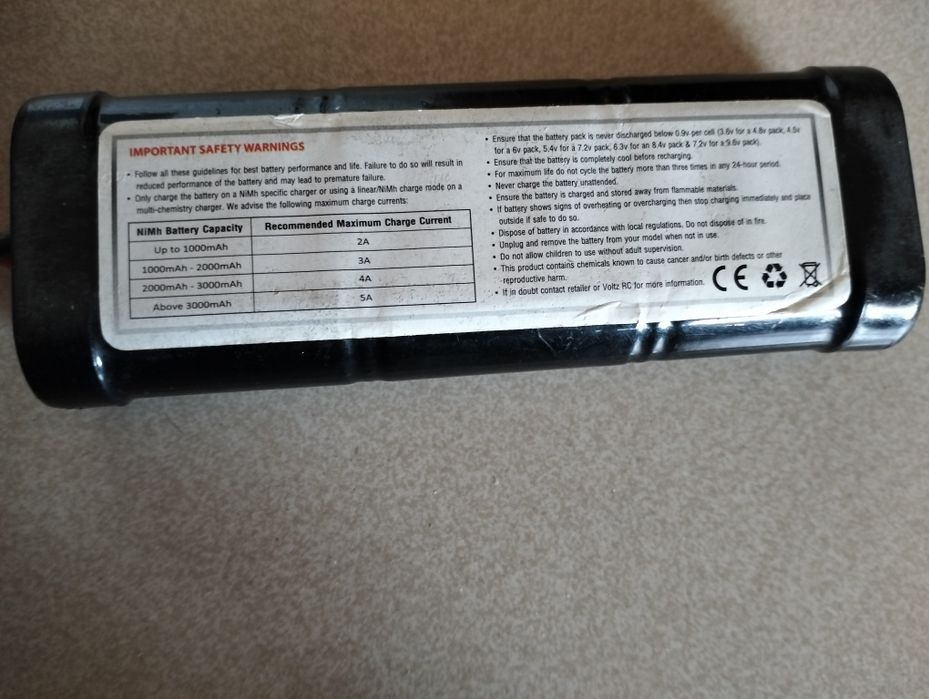 RC Комплект: Батерия Voltz 1800mAh 7.2V + Зарядно устройство