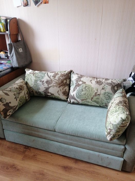 Продам мини диван