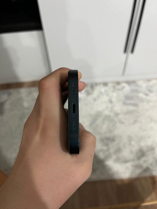 Айфон 14 в хорошем состояние