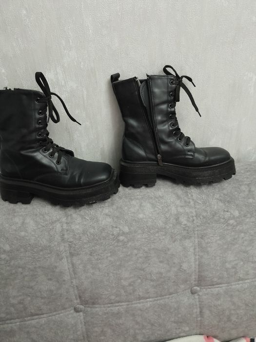 Ботинки женские черные