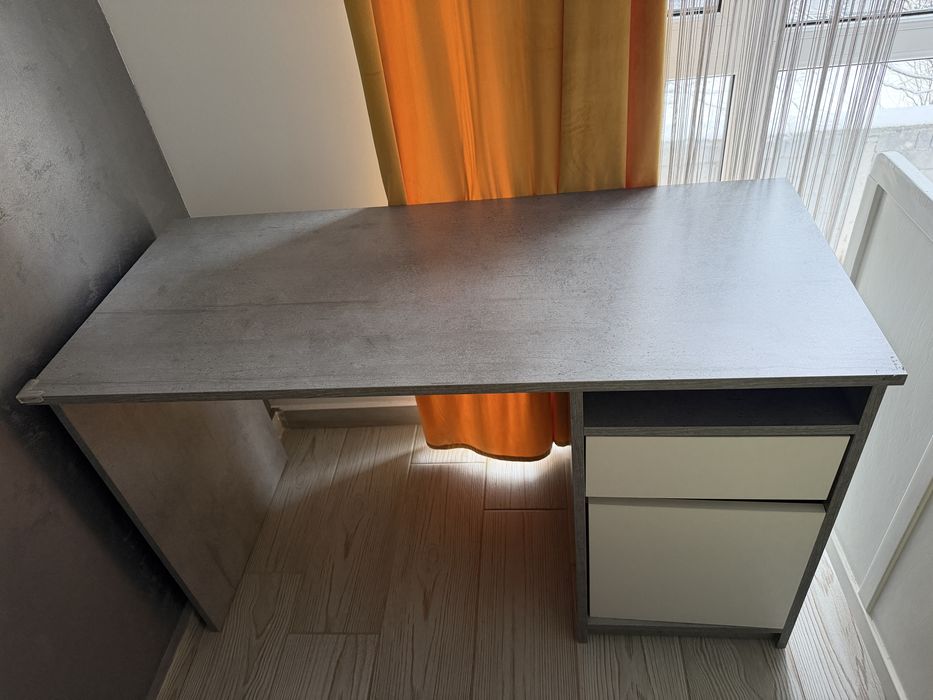 Birou BILLUND 54x120 ciment/alb