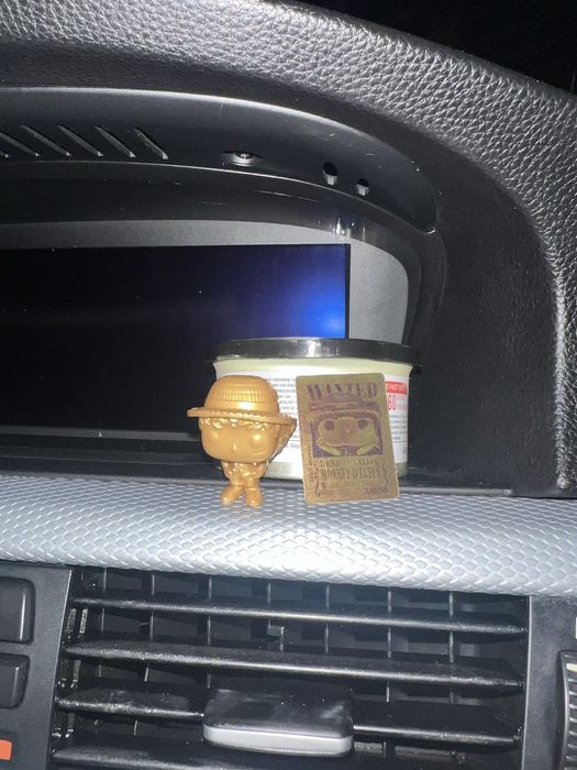 Kinder Luffy (golden rare)