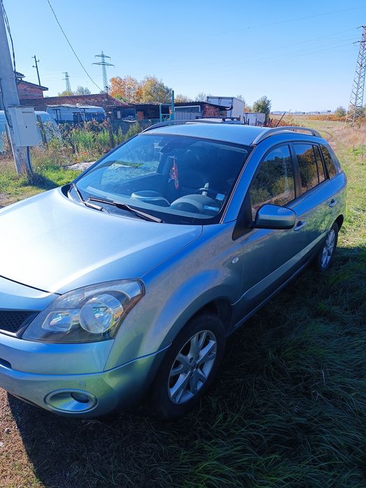 Продавам Рено Калеос