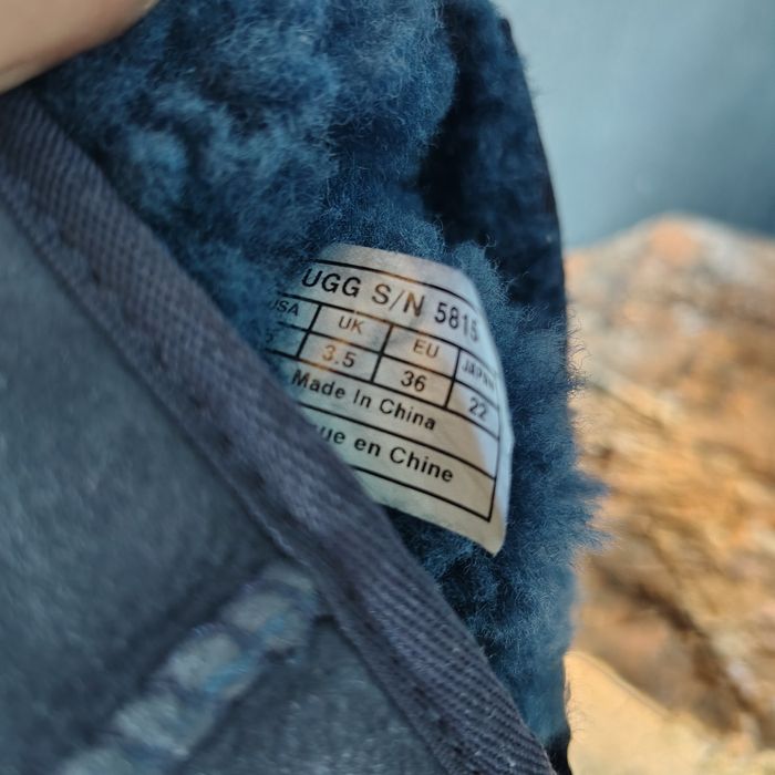 UGG Australia Clasic, cizme damă piele și îmblănite la interior