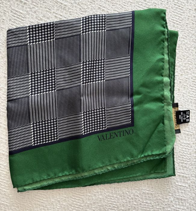 слънчеви очила Chanel, D&G, roberto cavalli, фишу valentino