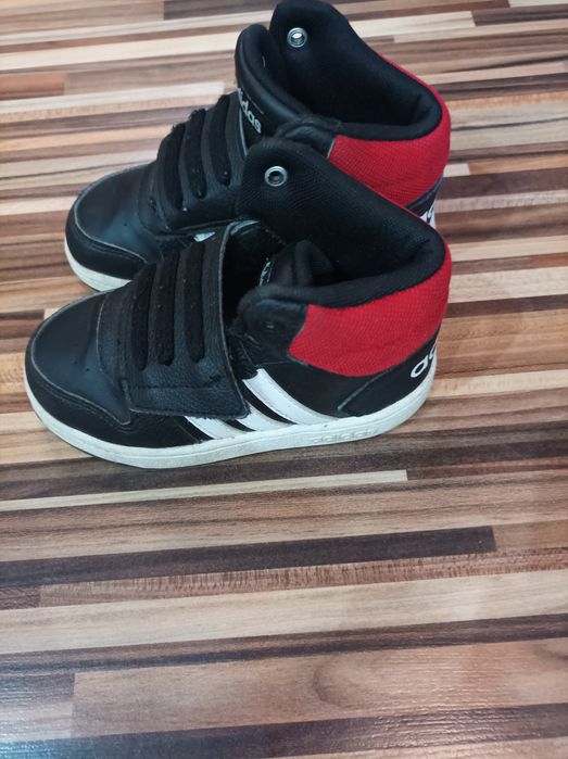 Маратонки на  Аdidas оргинални