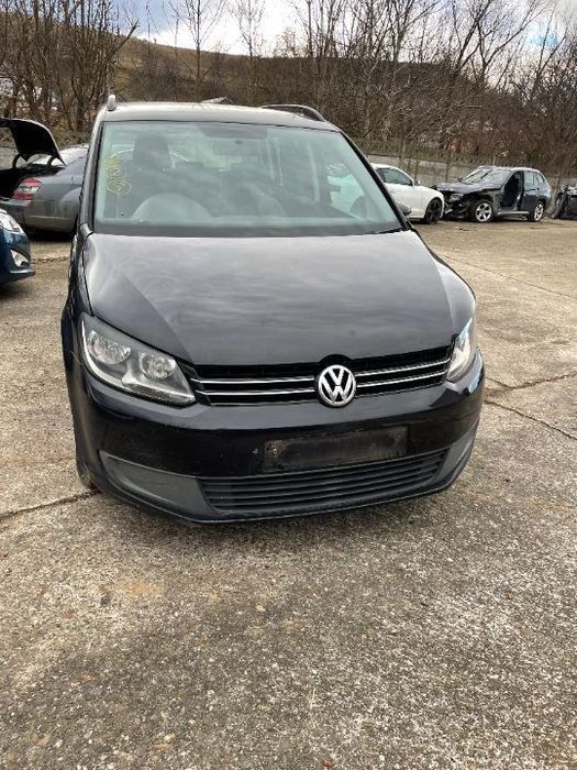 Dezmembrez / Dezmembrari / Piese / Accesorii Volkswagen Touran 2012