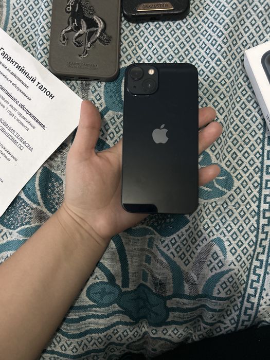 Продается Айфон 13 темно синий