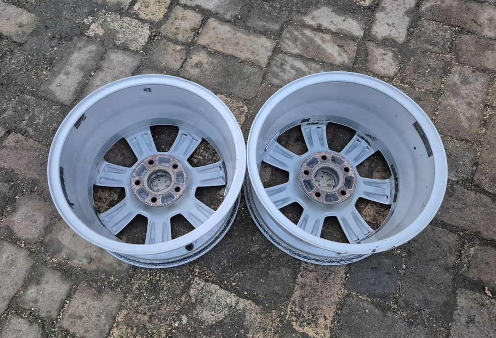 Trei jante originale Audi A4 8K B8 R16 - 7.5Jx16H2 ET45 - 5x112 una