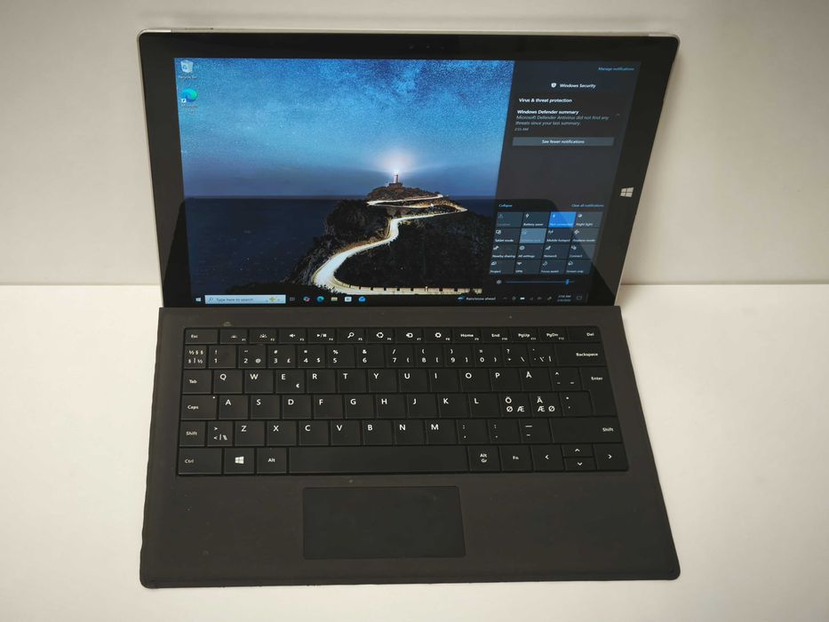 tableta microsoft surface pro 3 i5 4300u 4gb 128ssd cu defect