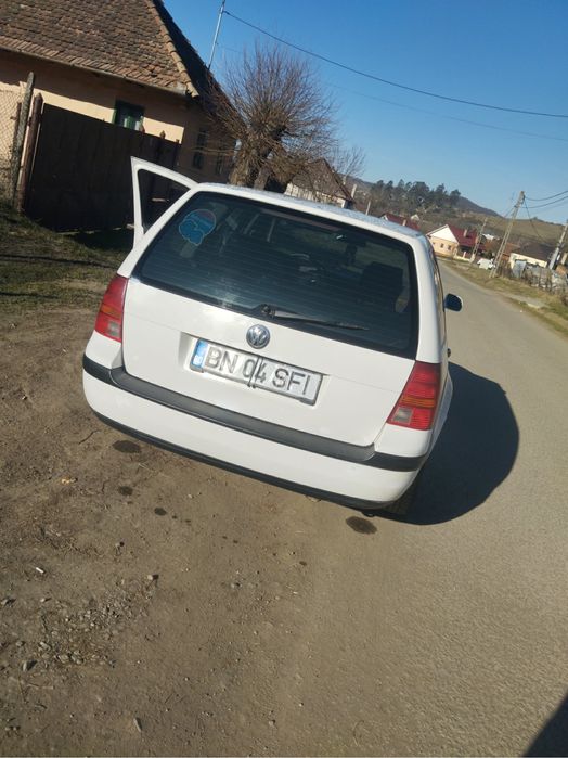 Golf 4 din 2001 de vanzare.