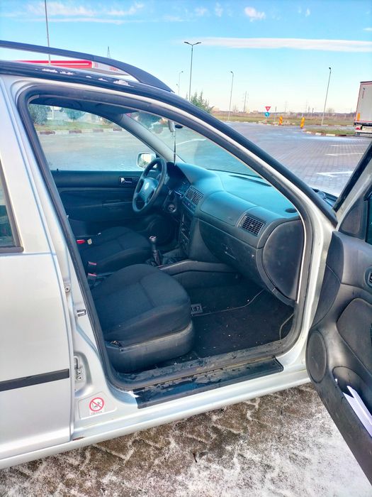 Vând vw golf.4 1.9 tdi