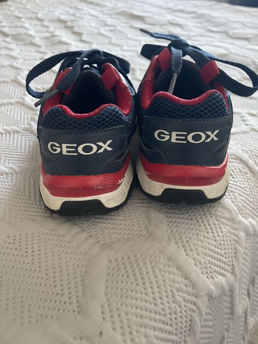 Спортни обувки Geox 32 номер