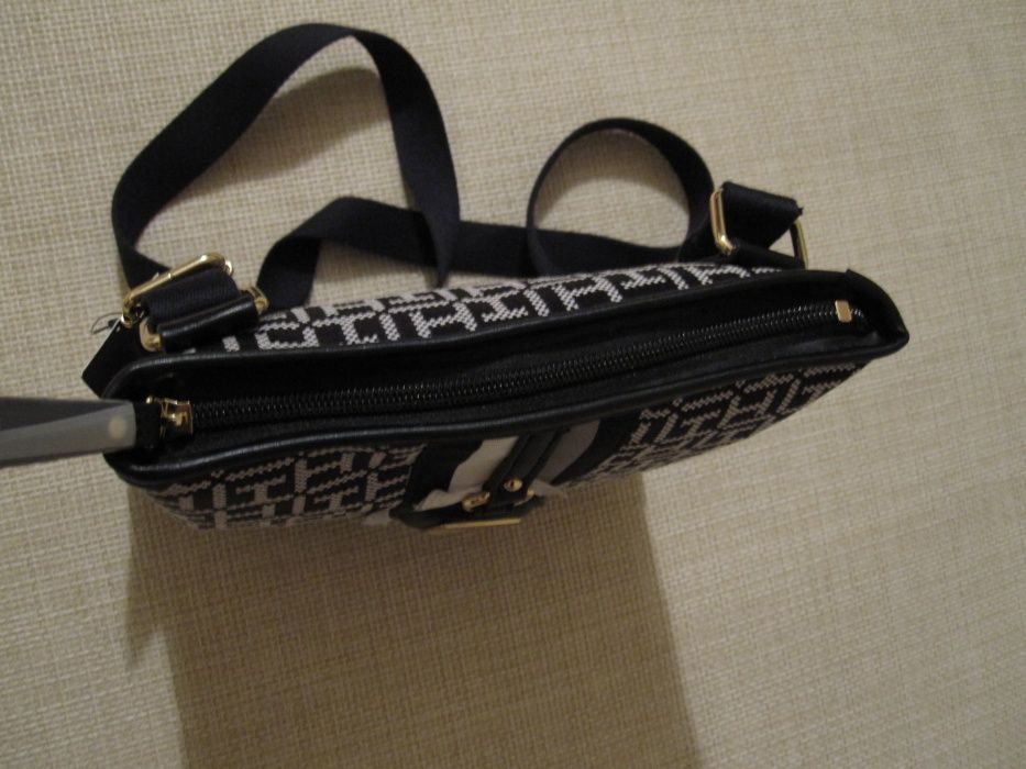 Оригинална чанта Tommy Hilfiger от USA