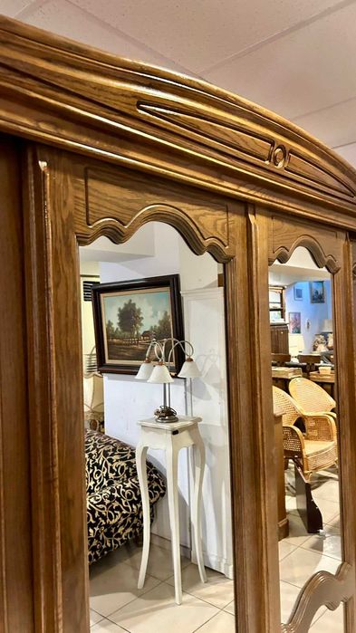 Гардероб от масивно дърво с плъзгащи врати Холандия