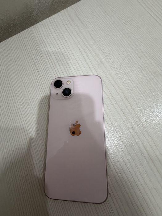 Продаю iphone 13
