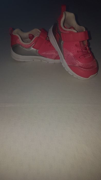 Adidasi cu scai  masura 23