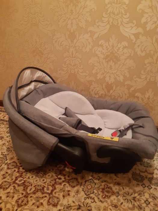 Продам автокресло - переноска