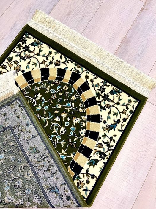 Мадина жойнамоз Саудия Арабистонидан кеган