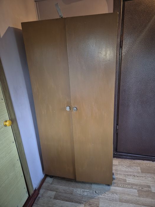 Продам шкафы советские б.у