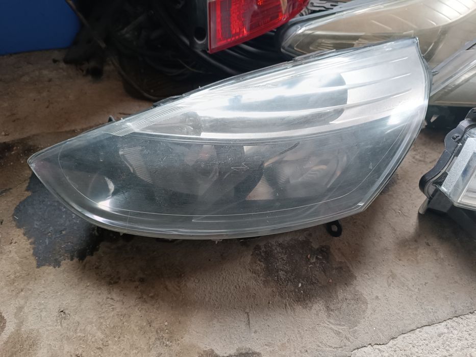 Far stop Dacia Logan Duster Fluence Megane3 Megane2 Arkana Scenic2