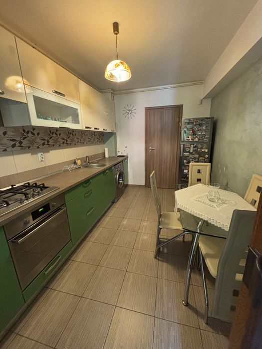 Apartament 2 camere decomandat de inchiriat