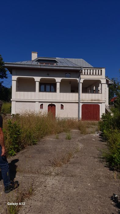 Vand casa-250 mp+Teren-2000 mp