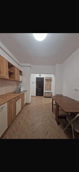 Inchiriez apartament 2 camere zona gradina botanica