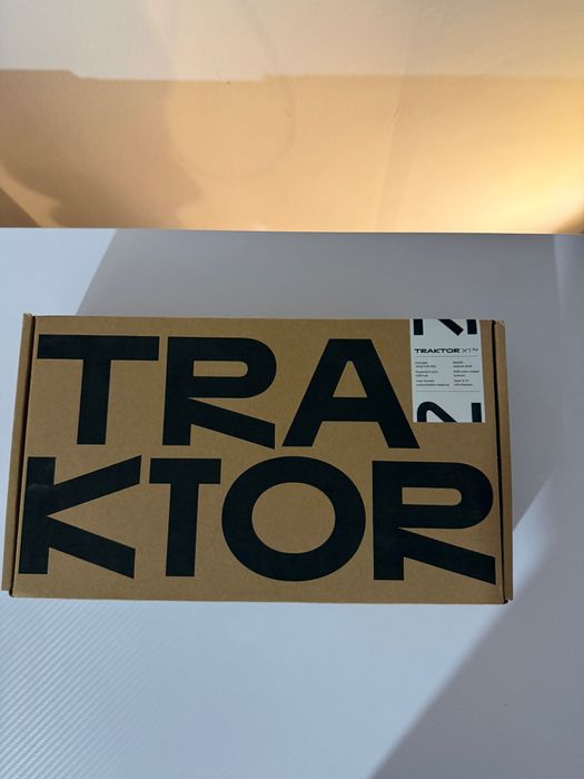 Traktor X1 MK3 - Native Instruments
