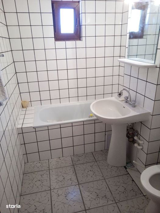 Apartament 3 camere zona Caraiman