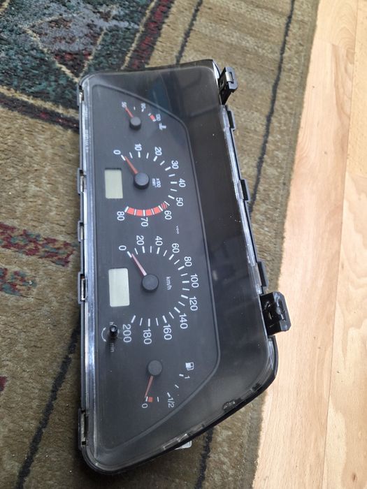 Панель приборов ваз 2114,2115,2121