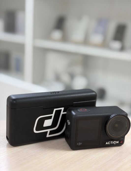 DJI Action 4 в черном цвете
