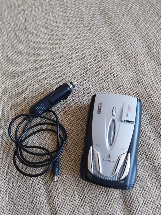 Detector radar Cobra XRS-9400 Laser 11 Band Functional