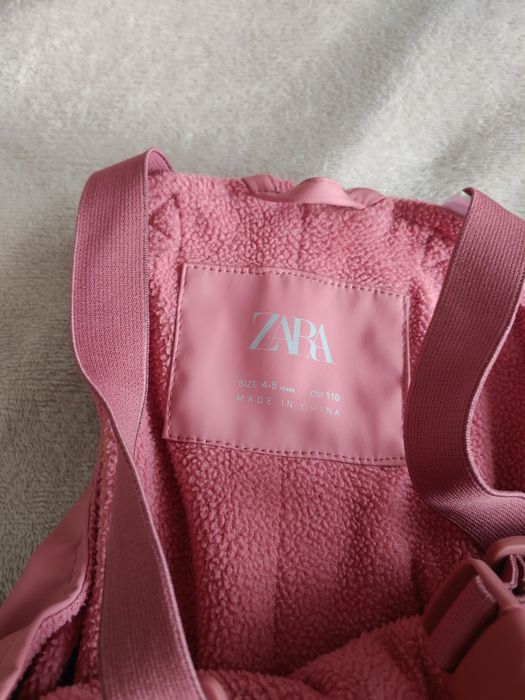 Продам дождевик комбенизон Zara.