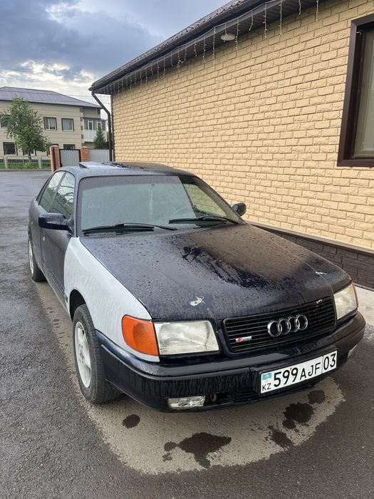 Продам ауди 100 с4