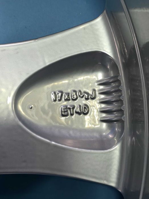 Jante Aliaj 5x114.3 17'' - OEM Dacia Duster - 6.5J ET 40 Silver Chrome