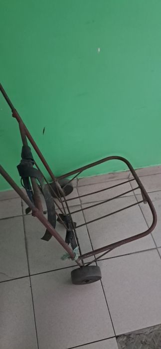 Продам телещку 5000