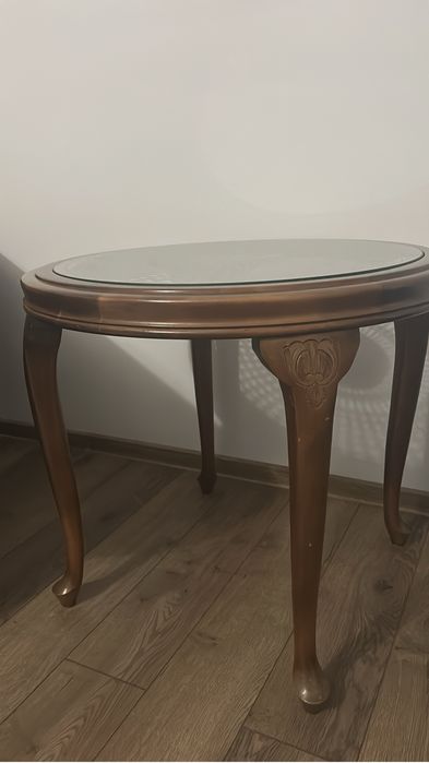 Masa rotunda baroc