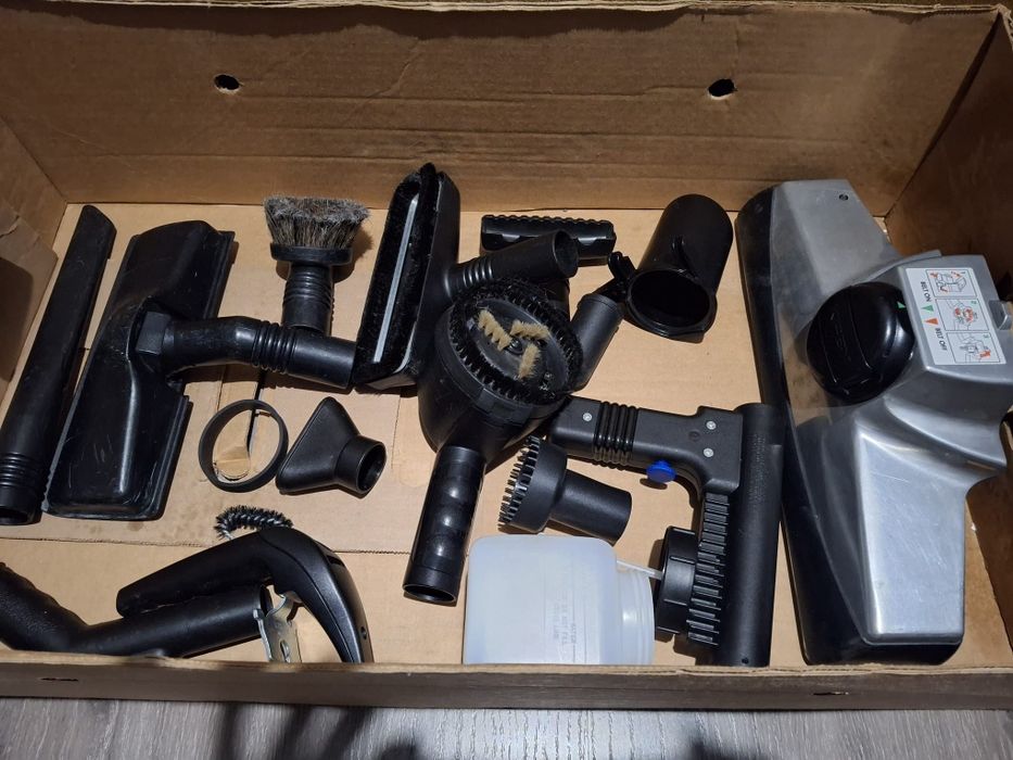 Vând aspirator Kirby Avalir 2