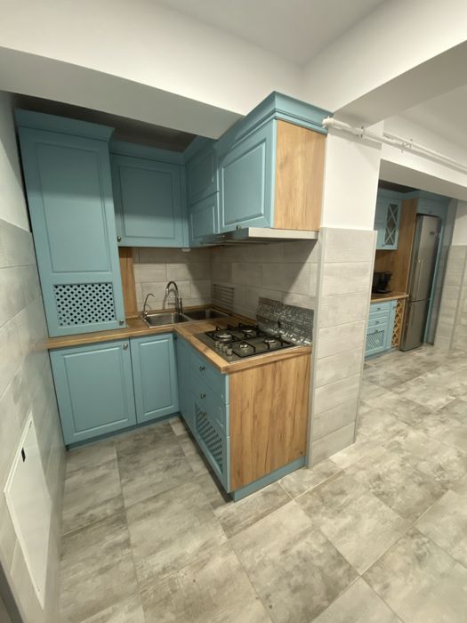 Inchiriez apartament 3 cam 95 mp bloc nou+loc parcare subteran