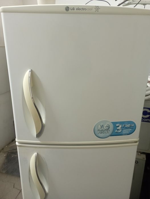 Продам холодильник Lg